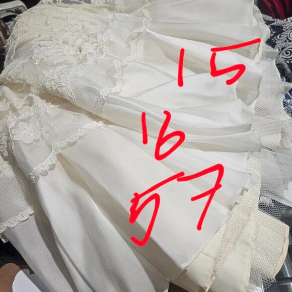 Vintage 70s lace flare wrist sleeve ruffle neck coquette wedding dress - Picture 4 of 4